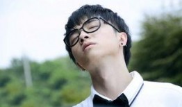 冯绍峰华晨宇最新爆料,揭秘娱乐圈幕后故事