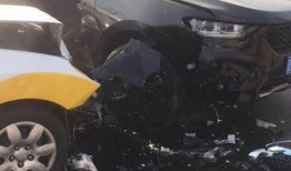 在线观看免费碰撞,在线观看的惊险刺激之旅