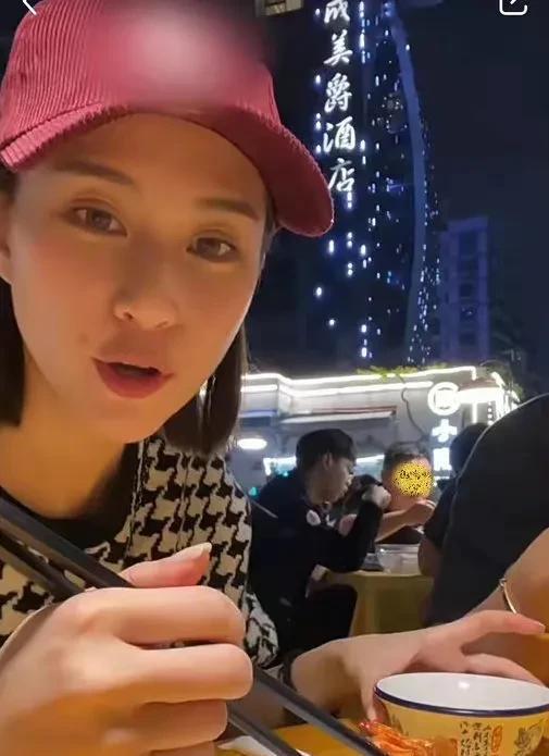 娱乐圈吃瓜爆料回放,回顾那些年我们追过的热点事件